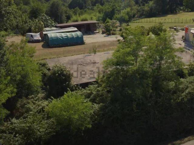 Appartamento in vendita di 400 m² in Frazione San Grato