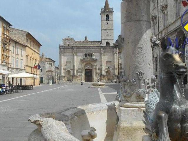 Appartamento in vendita di 400 m² in Piazza Arringo