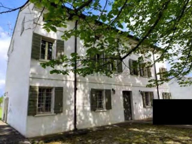 Appartamento in vendita di 404 m² in Via Spinea