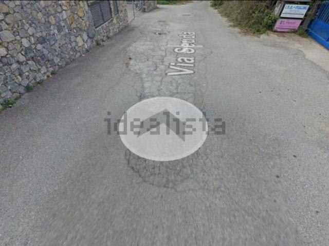 Appartamento in vendita di 405 m² in Via Seuda