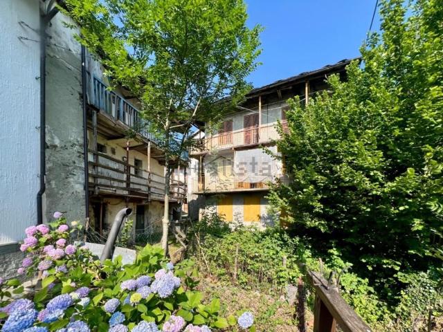 Appartamento in vendita di 40 m² in Frazione Aires, 4