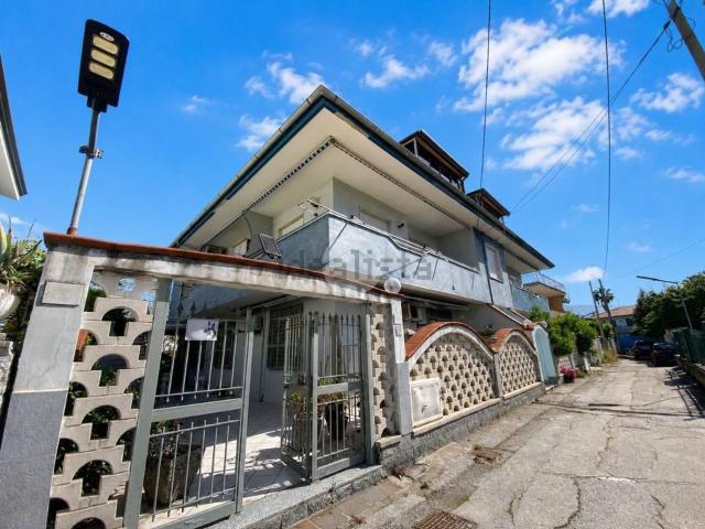 Appartamento in vendita di 40 m² in Via Torre di Paestum, 247