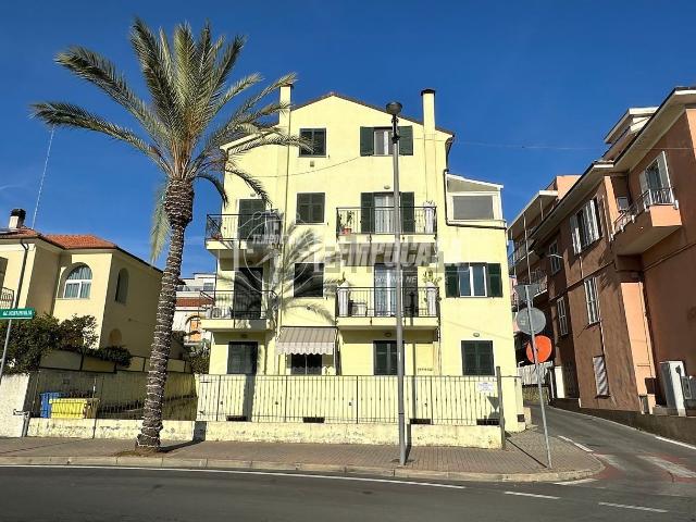 Appartamento in vendita di 40 m² in Via Umberto Giordano, 1