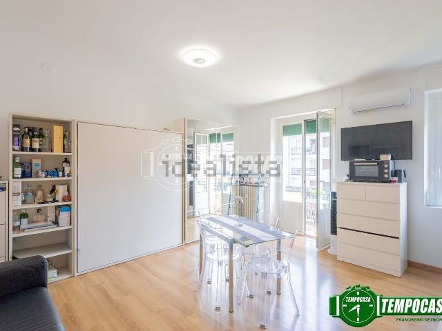 Appartamento in vendita di 40 m² in Via Alfonso Capecelatro, 17