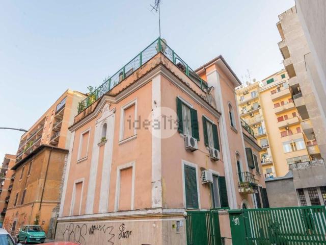 Appartamento in vendita di 40 m² in Via Cupra, 24