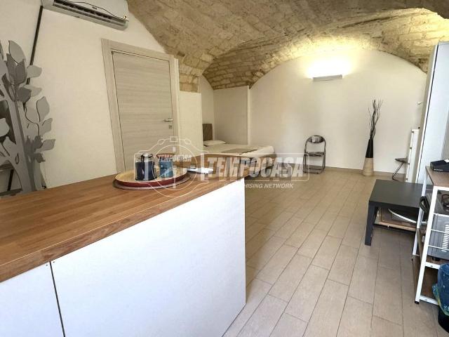 Appartamento in vendita di 40 m² in Via Felice Figliolia