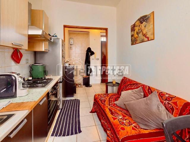 Appartamento in vendita di 40 m² in Via Livorno, 12