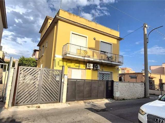 Appartamento in vendita di 40 m² in Via Marmolada, 20