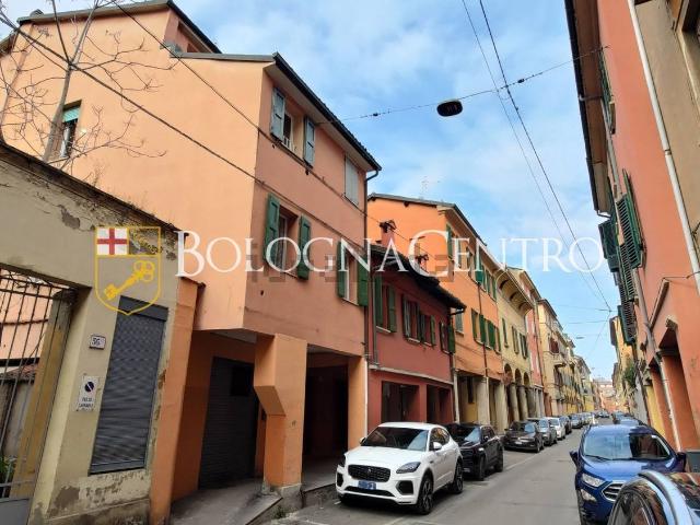 Appartamento in vendita di 40 m² in Via San Petronio Vecchio