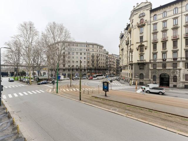 Appartamento in vendita di 410 m² in Viale Lunigiana, 4