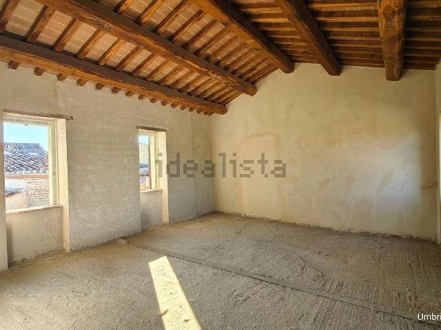 Appartamento in vendita di 413 m² in Piazza Polimanti