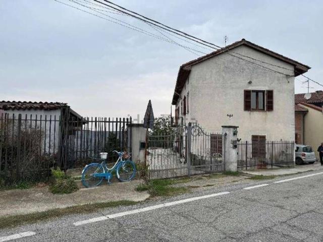 Appartamento in vendita di 417 m² in Via Scurzolengo