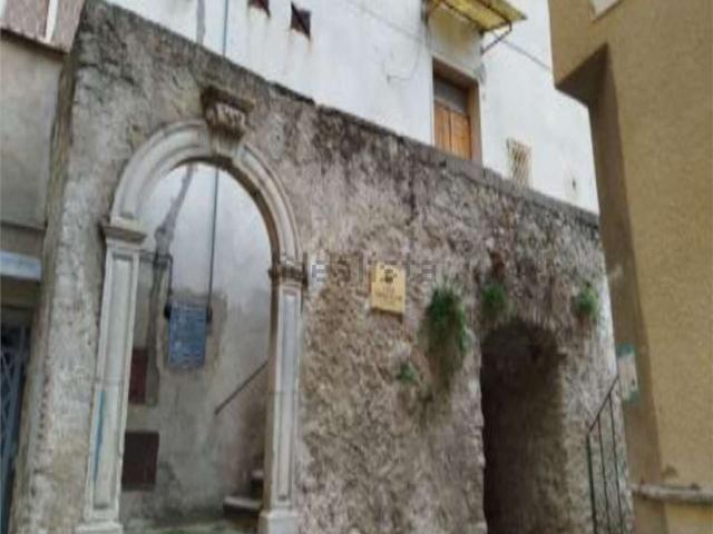 Appartamento in vendita di 41 m² in Via Corrado IV, 48