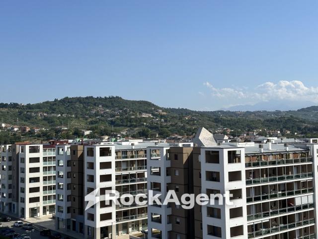 Appartamento in vendita di 41 m² in Viale Sandro Pertini, 6