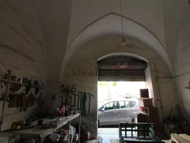 Appartamento in vendita di 420 m² in Via XXV Luglio, 105