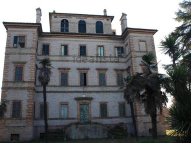 Appartamento in vendita di 420 m² in Via XX Settembre