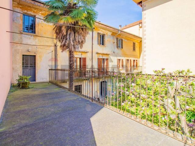 Appartamento in vendita di 425 m² in Piazza Cacciami, 3