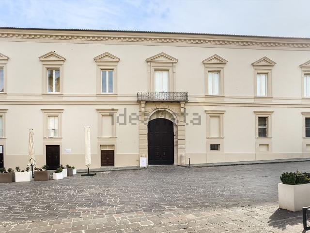 Appartamento in vendita di 425 m² in Piazza del Popolo, 18