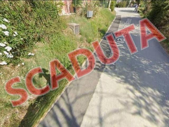 Appartamento in vendita di 429 m² in Via Giacomo Matteotti