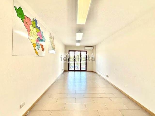 Appartamento in vendita di 42 m² in Via Umberto Giordano, 70