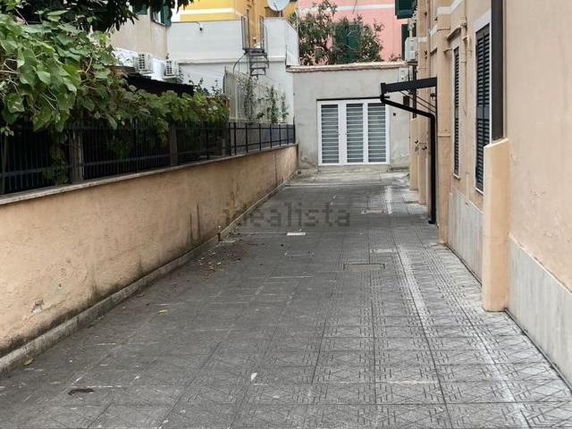 Appartamento in vendita di 42 m² in Via degli Oleandri