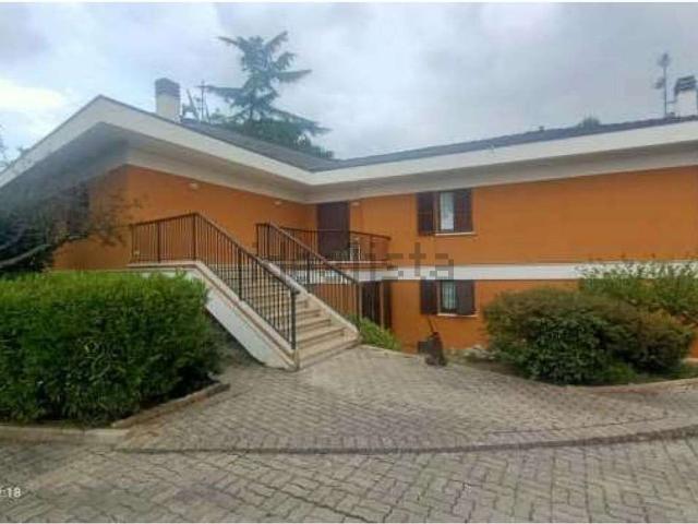 Appartamento in vendita di 433 m² in Viale Roma, 41