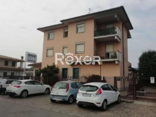 Appartamento in vendita di 435 m² in Via V. Bellini, 18