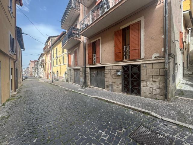 Appartamento in vendita di 47 m² in Via Valeria, 51