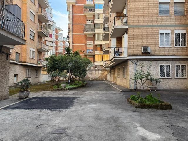 Appartamento in vendita di 47 m² in Via Raffaele Calzini