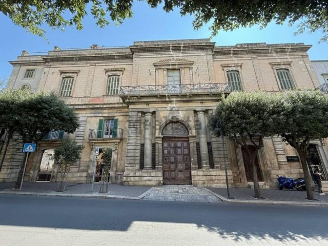 Appartamento in vendita di 440 m²