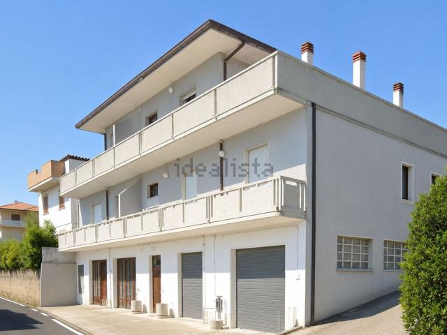Appartamento in vendita di 440 m² in Via Salino