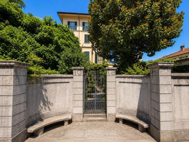 Appartamento in vendita di 440 m² in Viale Giuseppe Garibaldi