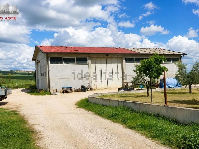 Appartamento in vendita di 449 m² in Strada Rocca delle Caminate