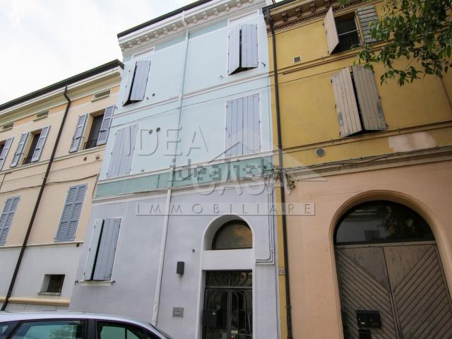 Appartamento in vendita di 44 m² in Via Francesco Montanari, 74