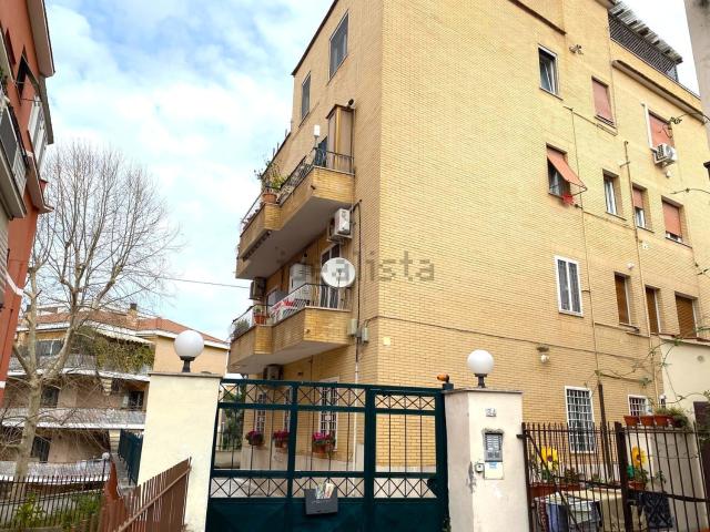 Appartamento in vendita di 44 m² in Via Ilario Alibrandi
