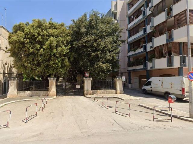 Appartamento in vendita di 44 m² in Viale Camposanto, 7