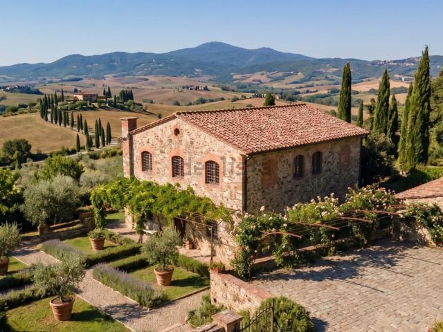 Appartamento in vendita di 450 m² in Via del Pian dei Giullari, 52