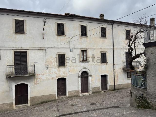 Appartamento in vendita di 450 m² in Via della Repubblica, 26