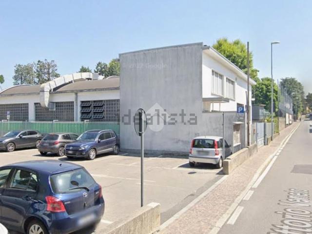 Appartamento in vendita di 450 m² in Via Vittorio Veneto, 44