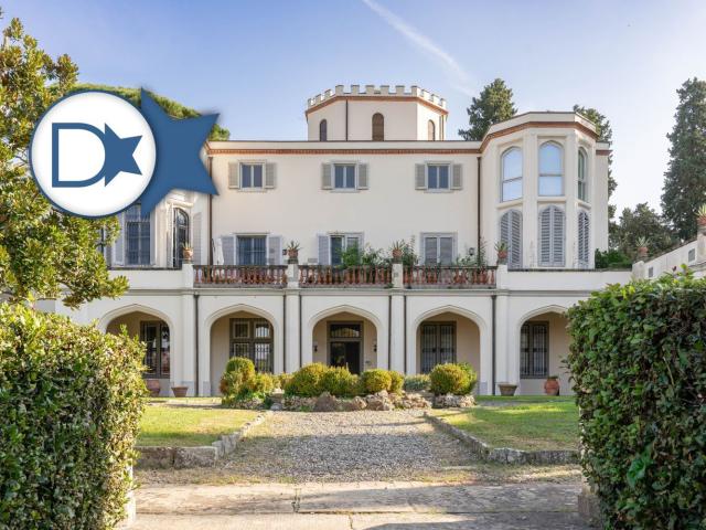 Appartamento in vendita di 456 m² in Via Michelangelo Buonarroti, 80