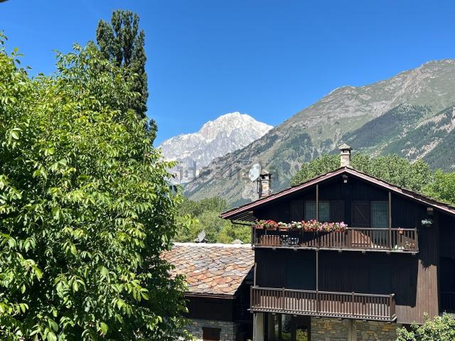 Appartamento in vendita di 45 m² in Frazione Chez Borgne, 74