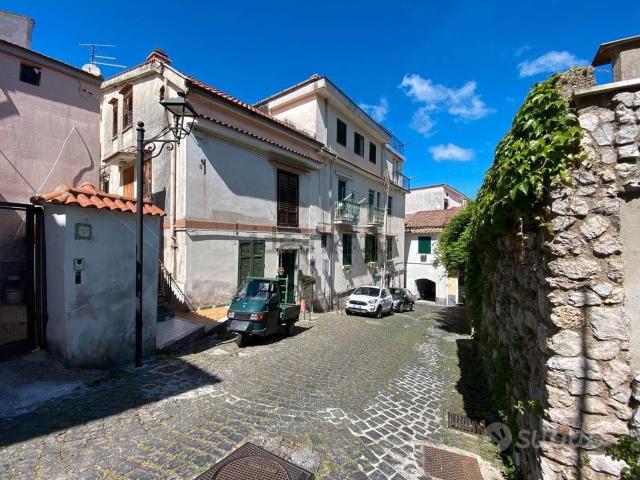 Appartamento in vendita di 60 m² in Via Vincenzo Torrente, 1