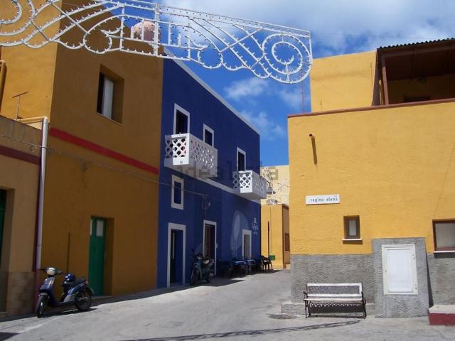 Appartamento in vendita di 45 m² in Via Vittorio Alfieri, 8