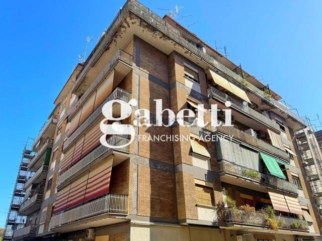 Appartamento in vendita di 45 m² in Via Albona, 93