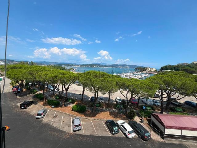 Appartamento in vendita di 45 m² in Via della Marina