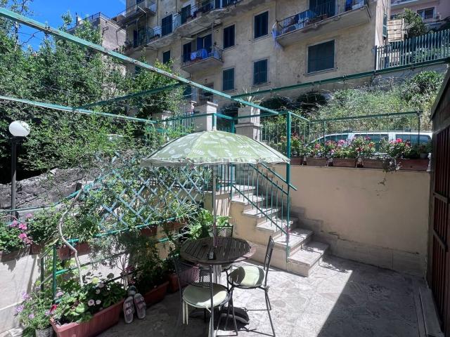 Appartamento in vendita di 45 m² in Via di Villa Braschi, 64