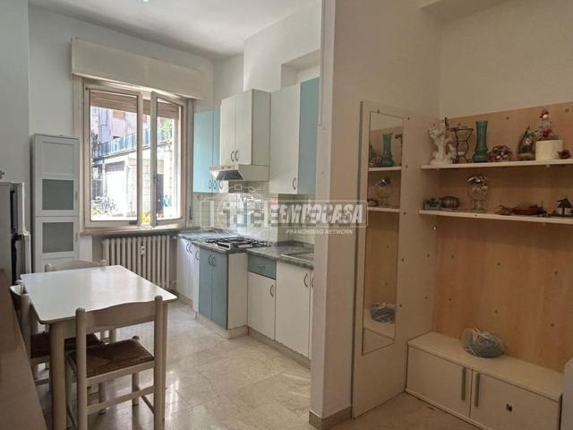 Appartamento in vendita di 45 m² in Via Fratelli Rosselli, 8