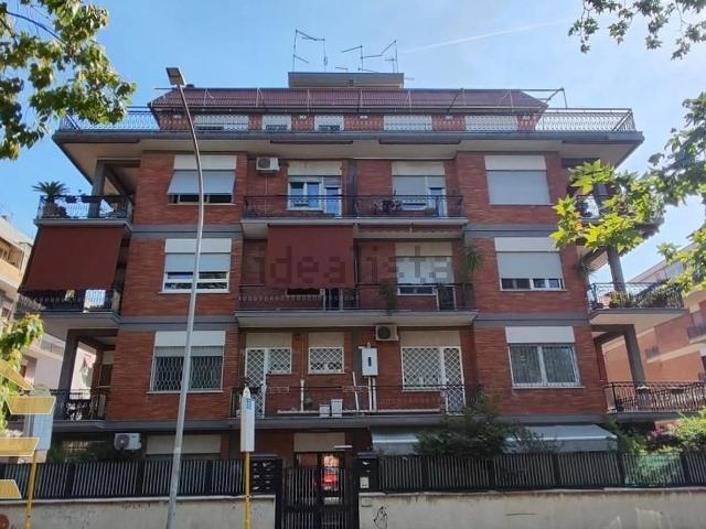 Appartamento in vendita di 45 m² in Viale Anicio Gallo, 143