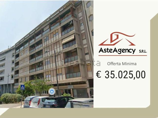 Appartamento in vendita di 45 m² in Viale Carlo Guglielmi, 17