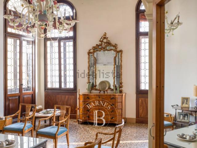 Appartamento in vendita di 461 m²